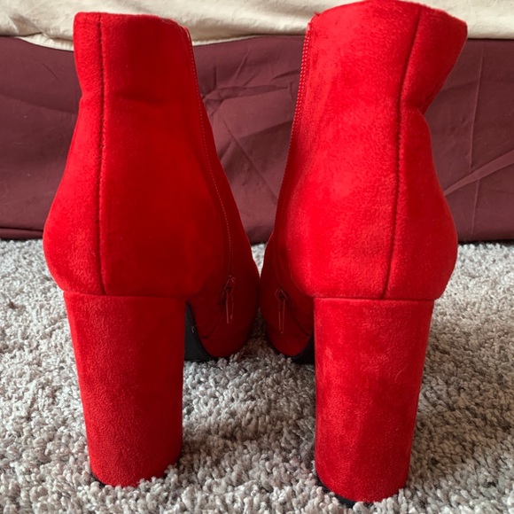High heel boots - Picture 4 of 6